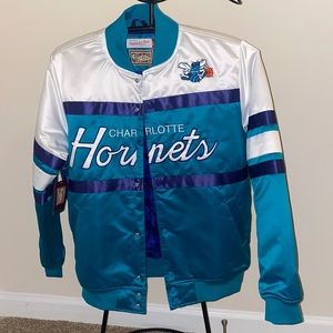 Charlotte Hornets Jacket Mitchell & Ness